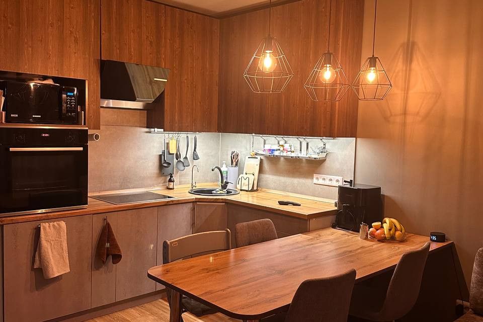 Продаётся 3-комнатная квартира, 82.4 м²