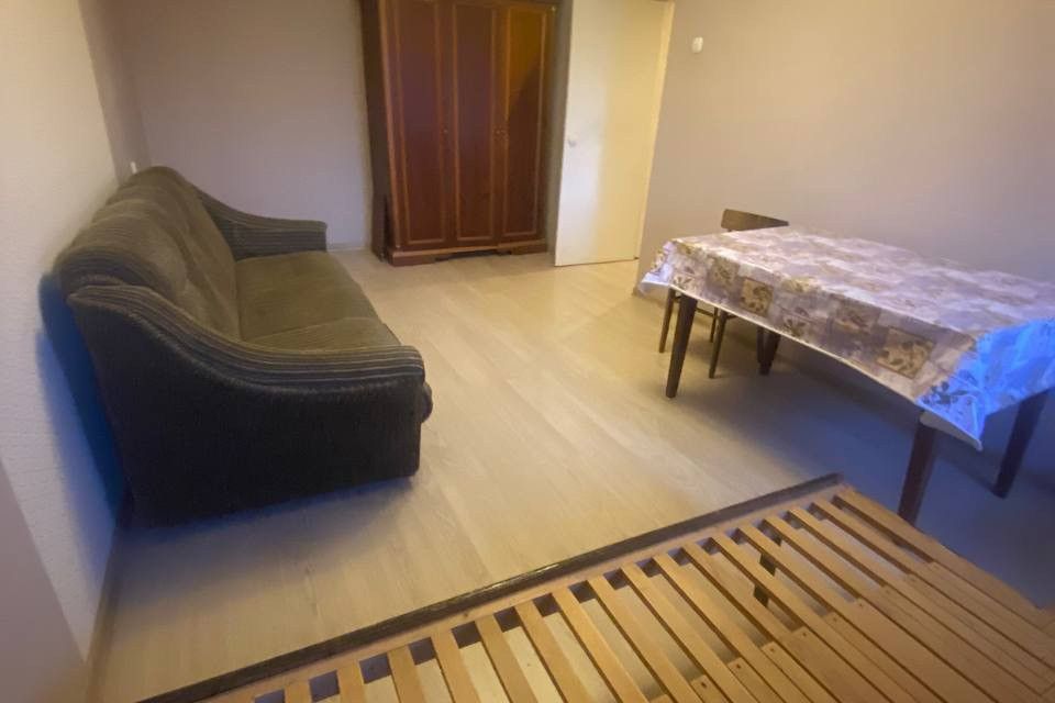 Продаётся 2-комнатная квартира, 42.1 м²