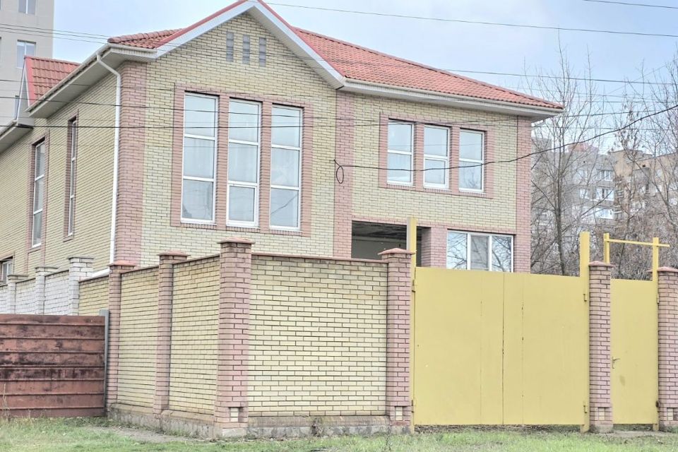 Продаётся 2-этажный дом, 287.5 м²