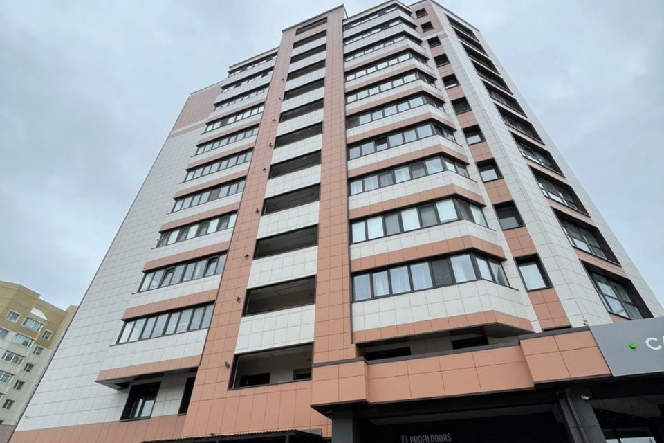 Продаётся 1-комнатная квартира, 42 м²