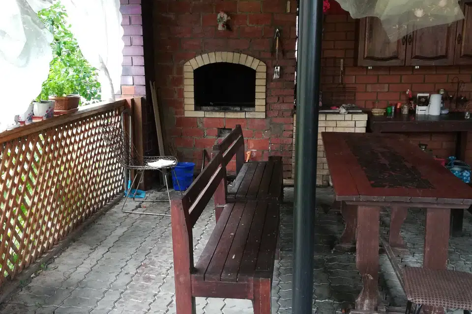 Продаётся 3-этажный дом, 700 м²