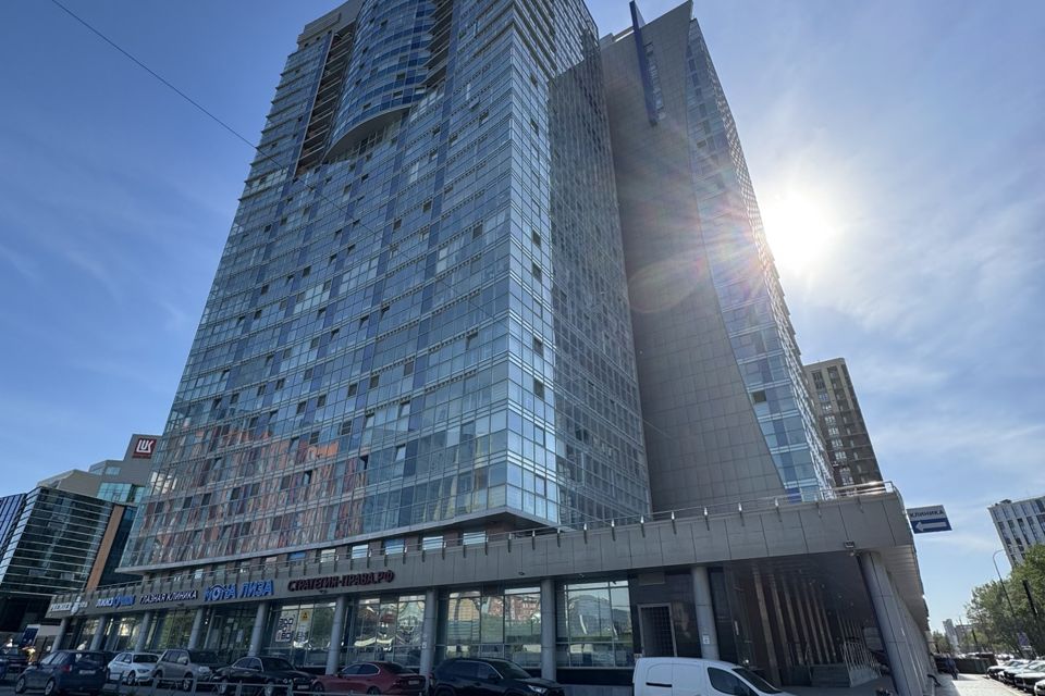 Продаётся 2-комнатная квартира, 57.2 м²