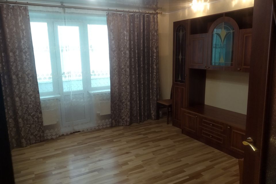 Продаётся 2-комнатная квартира, 57.5 м²