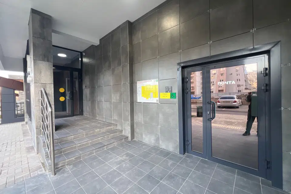 Продаётся 1-комнатная квартира, 37.3 м²