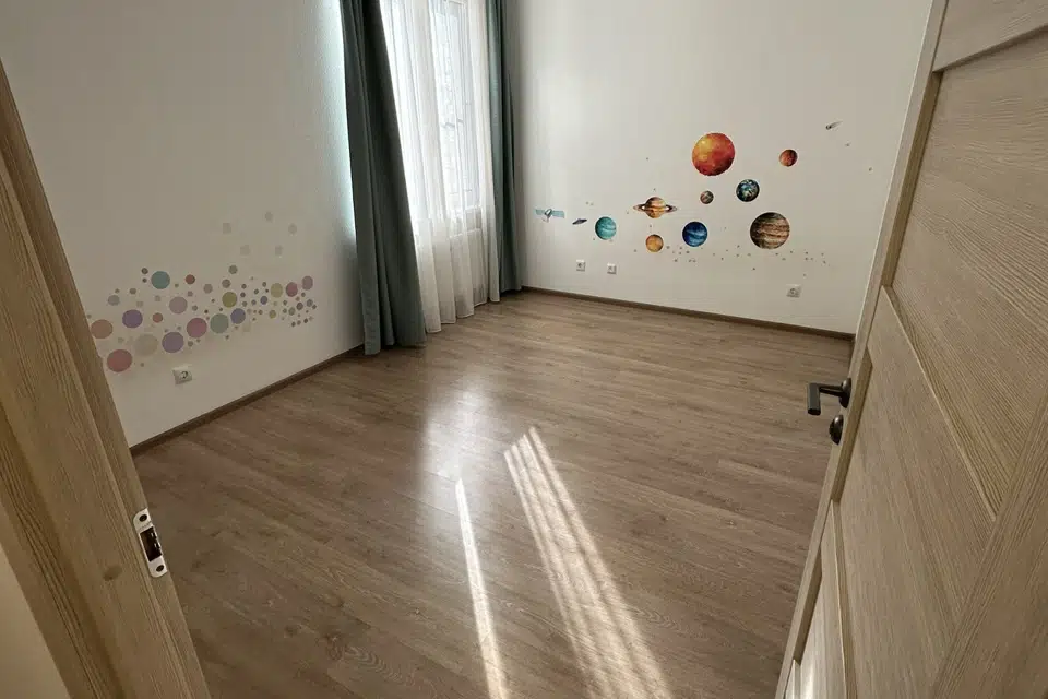 Продаётся 2-комнатная квартира, 63.6 м²