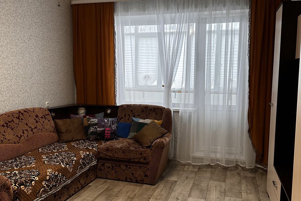 Продаётся 1-комнатная квартира, 38 м²