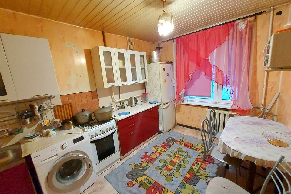 Продаётся 3-комнатная квартира, 62.4 м²