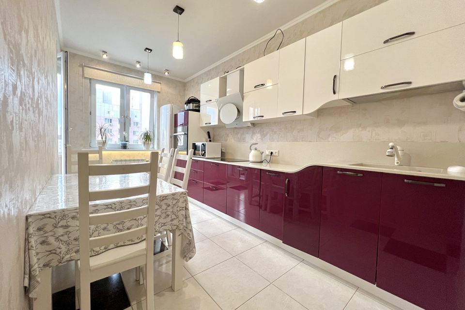 Продаётся 3-комнатная квартира, 68.7 м²