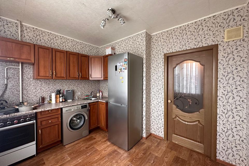 Продаётся 1-комнатная квартира, 37.8 м²