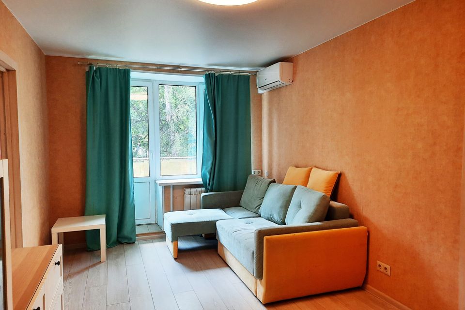 Продаётся 2-комнатная квартира, 43.7 м²