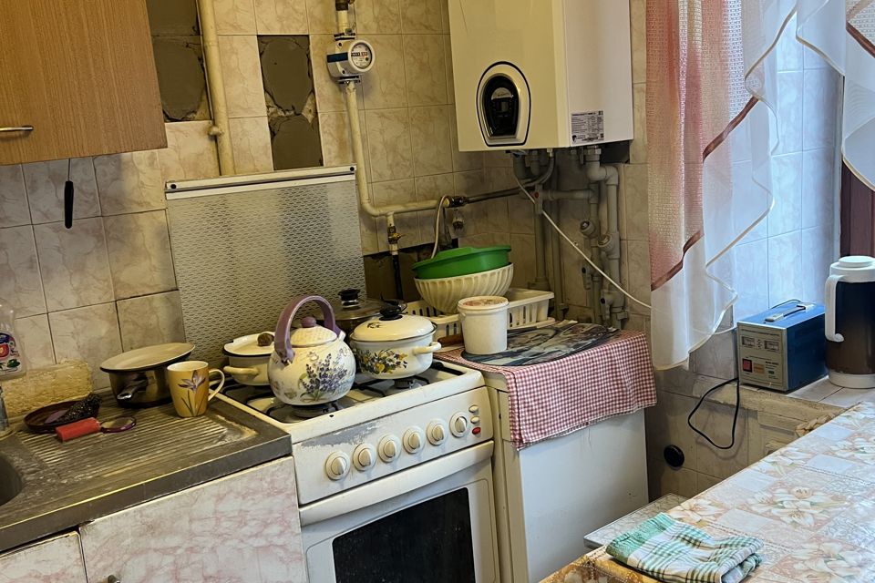 Продаётся 4-комнатная квартира, 74 м²