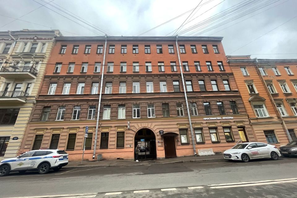 Продаётся комната в 5-комн. квартире, 13 м²