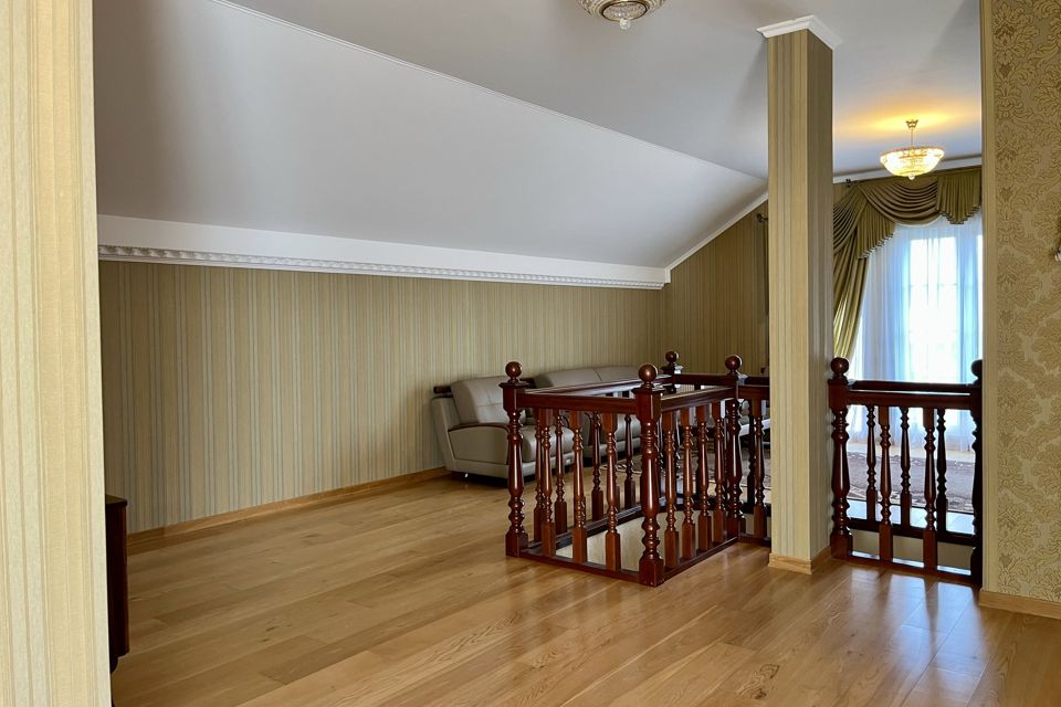 Продаётся 2-этажный дом, 271 м²