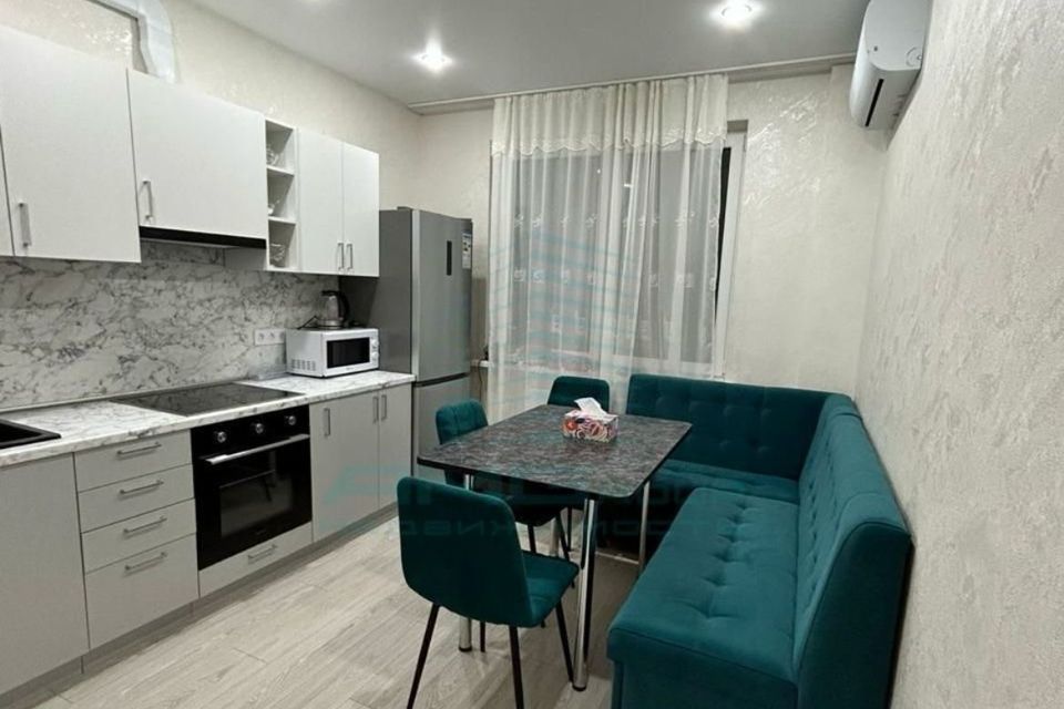 Продаётся 1-комнатная квартира, 48.2 м²