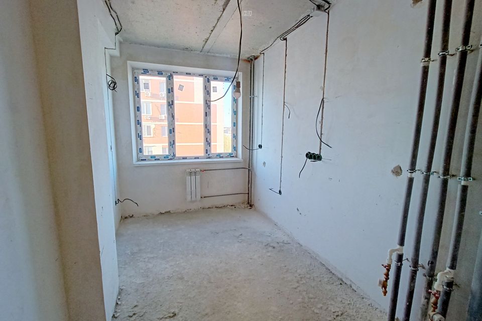 Продаётся 1-комнатная квартира, 42 м²