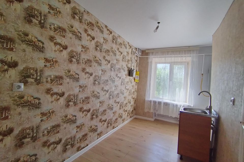 Продаётся 2-комнатная квартира, 42.2 м²
