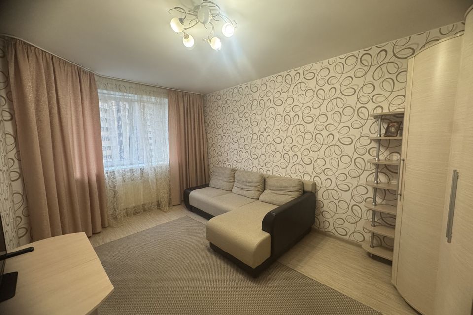Продаётся 1-комнатная квартира, 37.5 м²