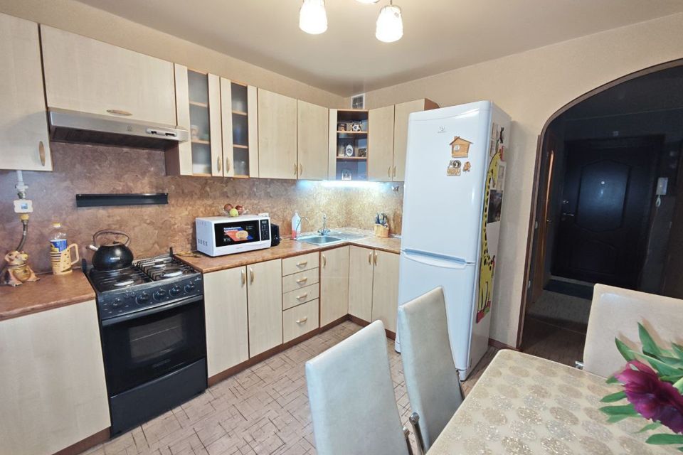 Продаётся 2-комнатная квартира, 50.7 м²