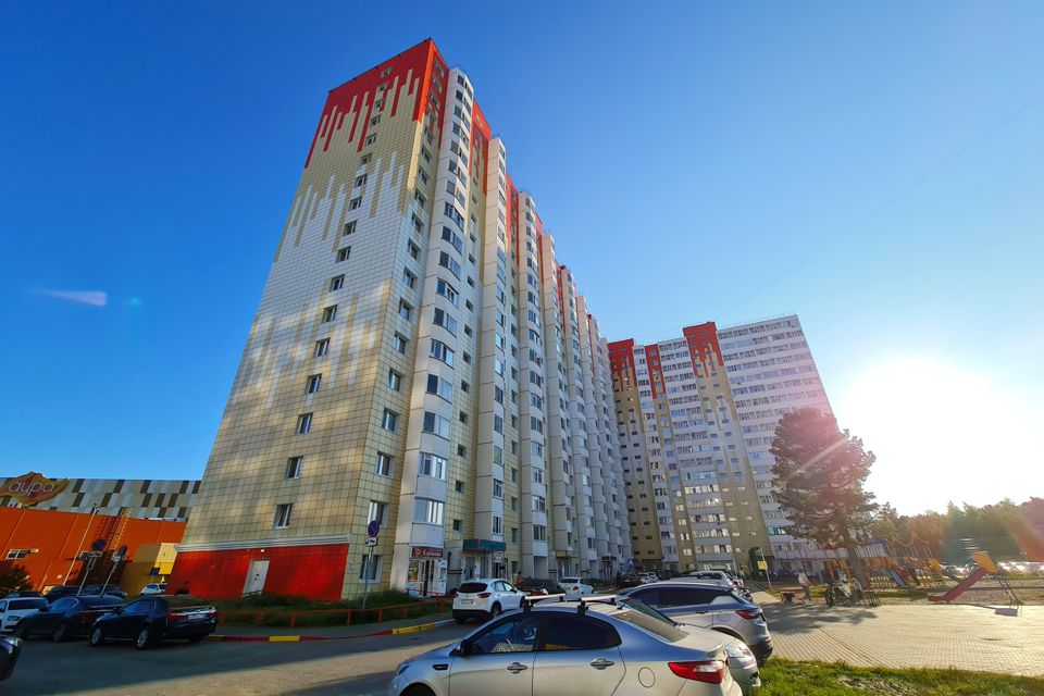 Продаётся 1-комнатная квартира, 49 м²