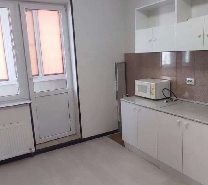 Продаётся 1-комнатная квартира, 38 м²