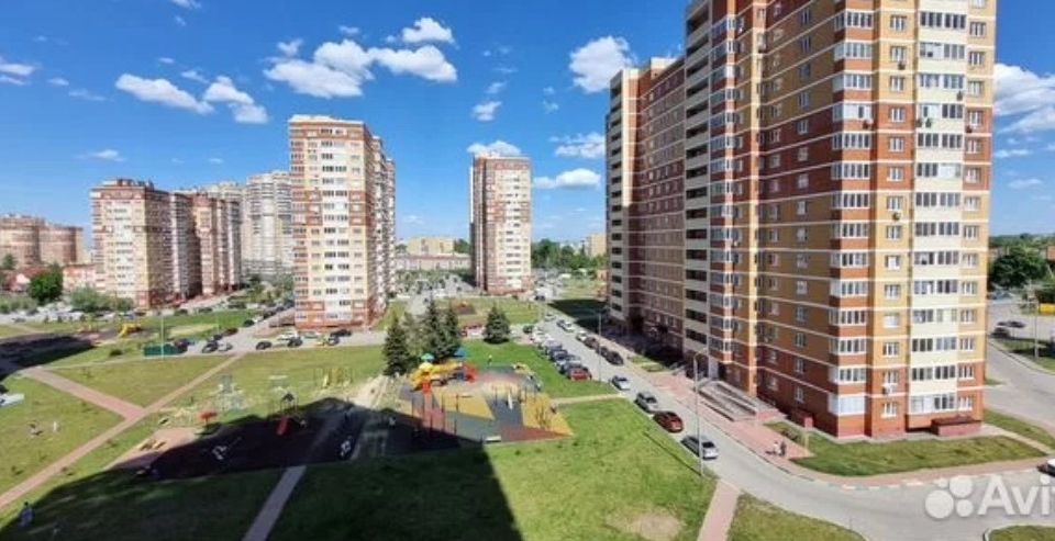 Продаётся 2-комнатная квартира, 57 м²