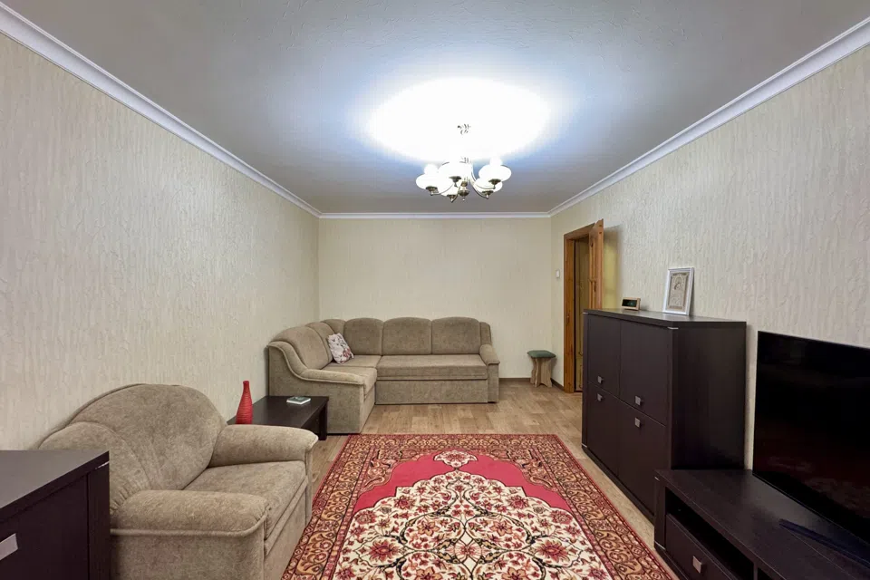 Продаётся 2-комнатная квартира, 57 м²