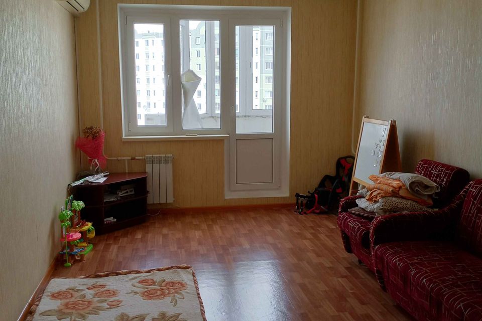 Продаётся 3-комнатная квартира, 77 м²