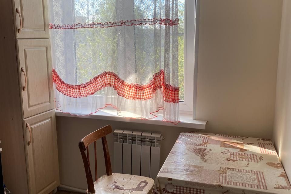 Сдаётся 3-комнатная квартира, 58.4 м²