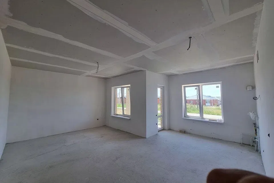 Продаётся 1-этажный дом, 105 м²