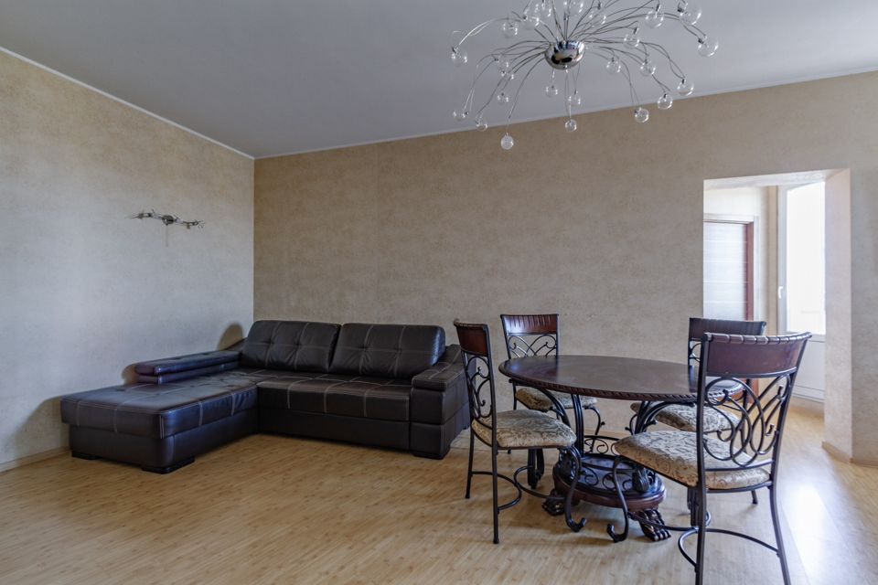 Продаётся 2-комнатная квартира, 85 м²
