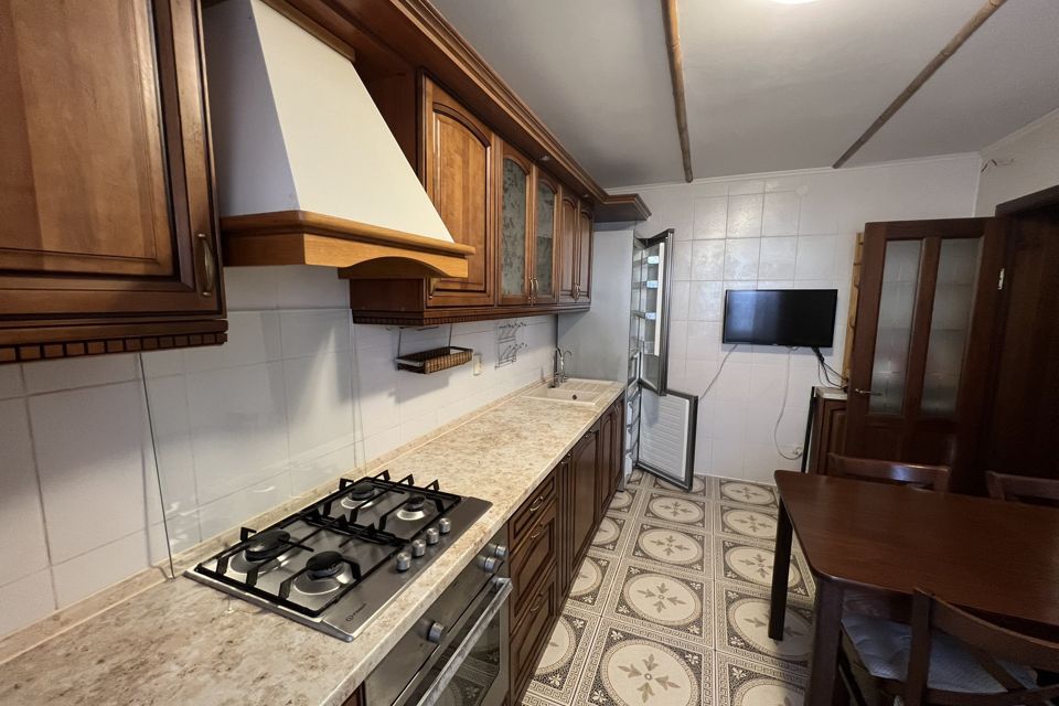 Продаётся 3-комнатная квартира, 82.4 м²