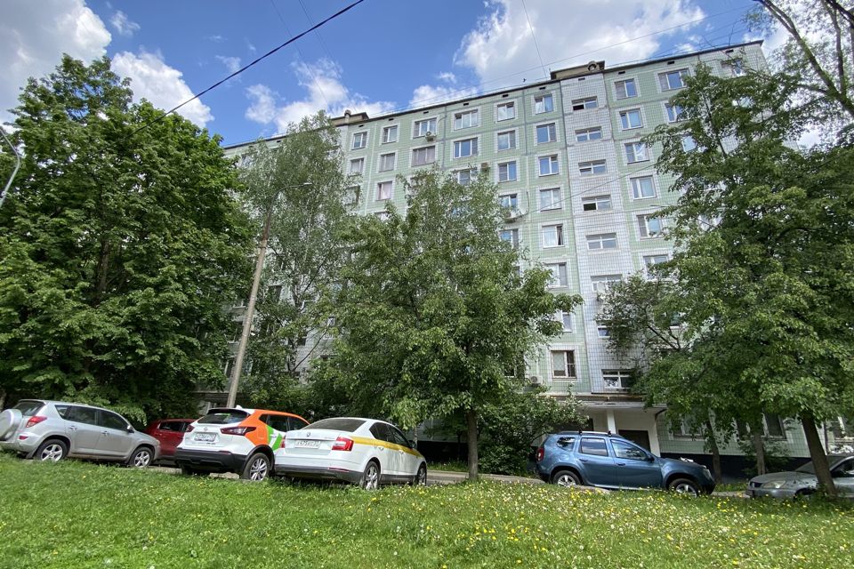 Продаётся 4-комнатная квартира, 64 м²