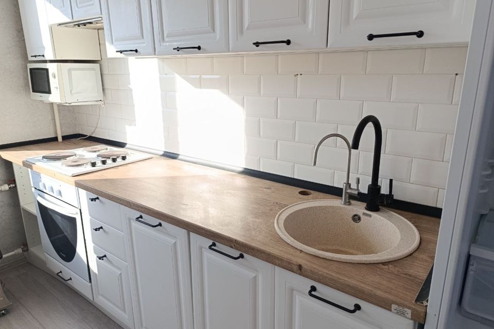 Продаётся 3-комнатная квартира, 64.8 м²