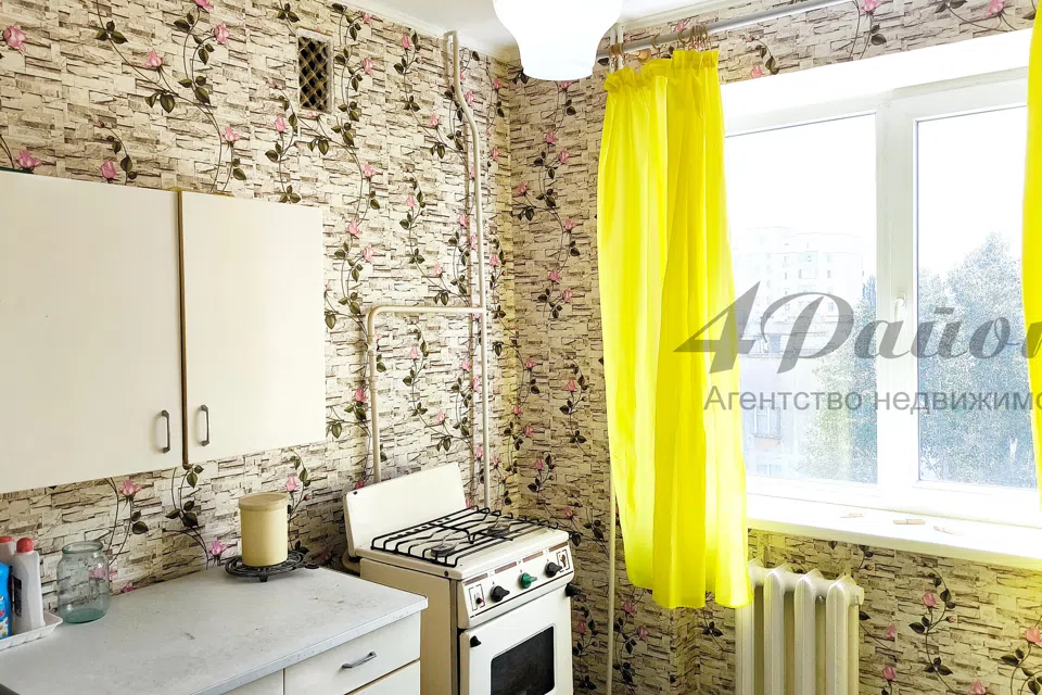Продаётся 1-комнатная квартира, 38 м²