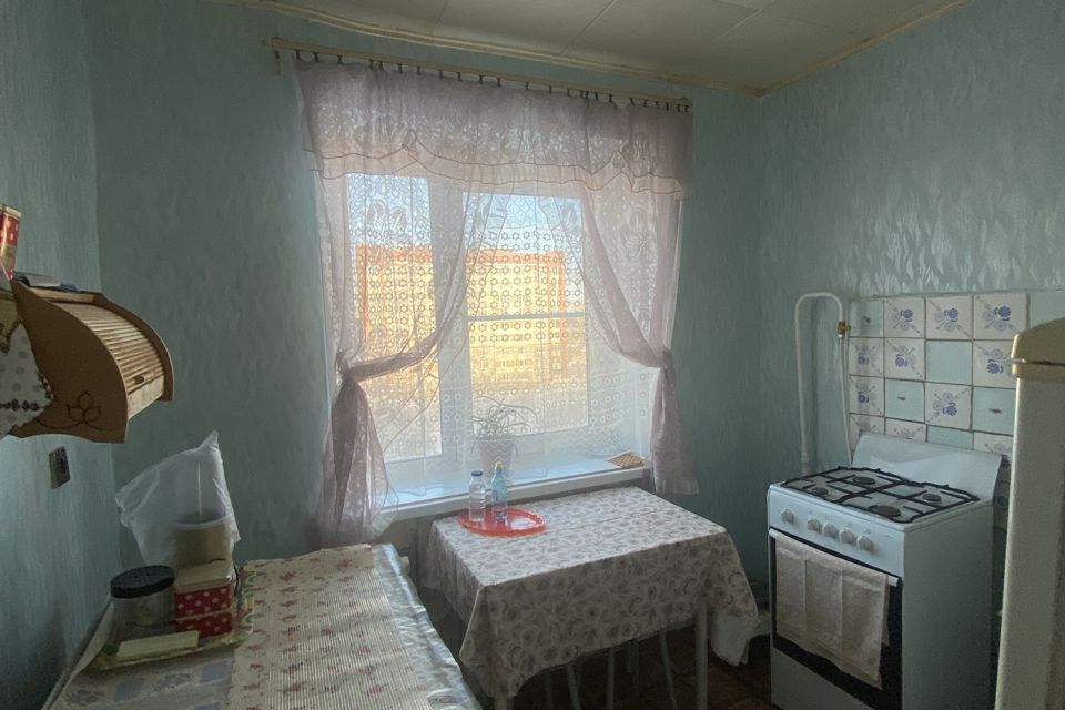 Продаётся 3-комнатная квартира, 57.9 м²