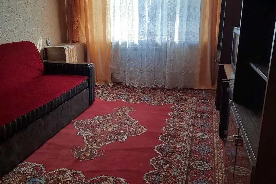 Продаётся 3-комнатная квартира, 52.9 м²