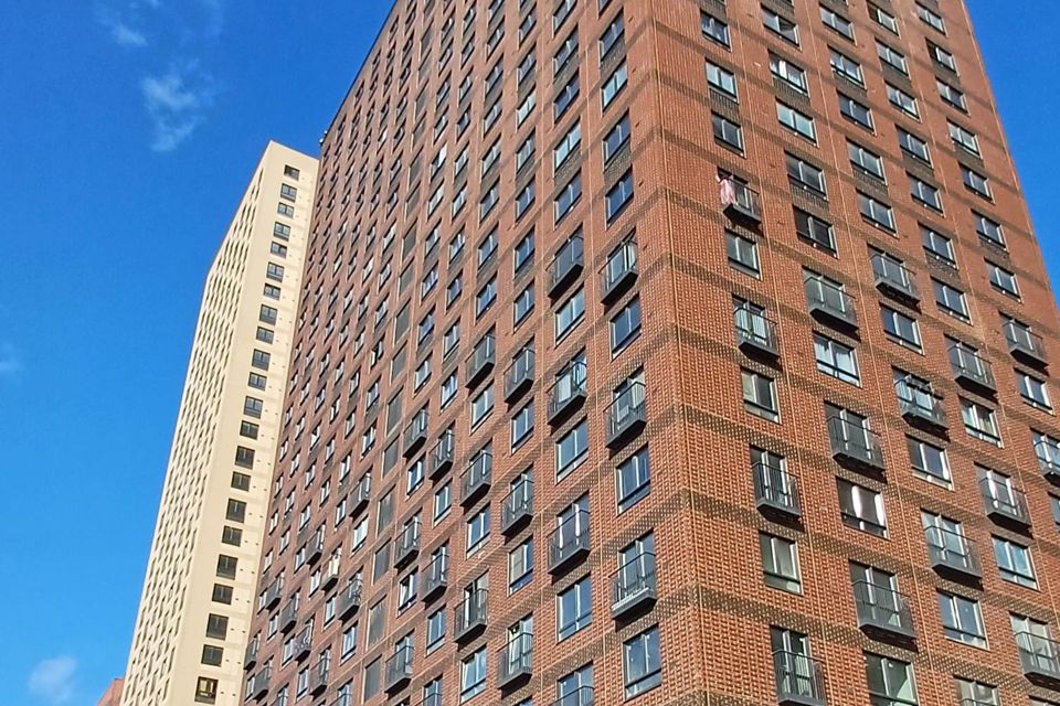 Продаётся 1-комнатная квартира, 42.2 м²