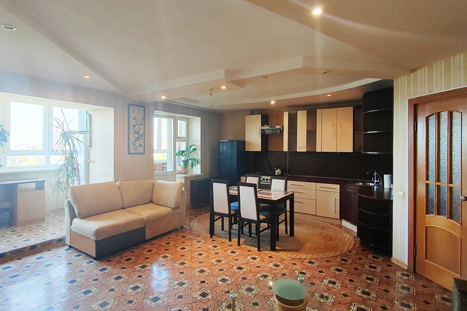Продаётся 3-комнатная квартира, 80.2 м²