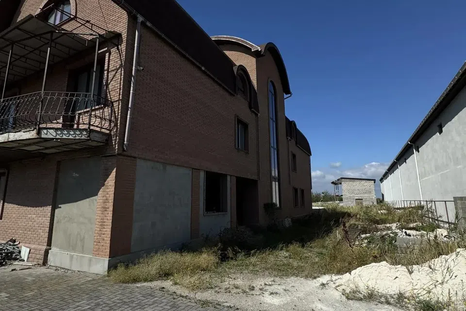 Продаётся гостиница, 650 м²