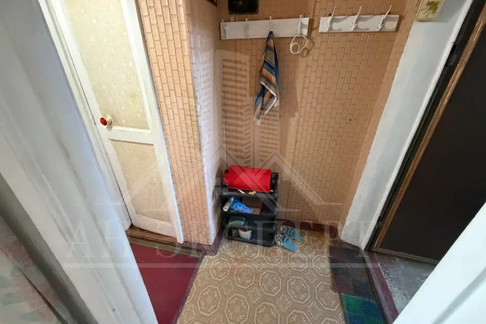 Продаётся 1-комнатная квартира, 32 м²