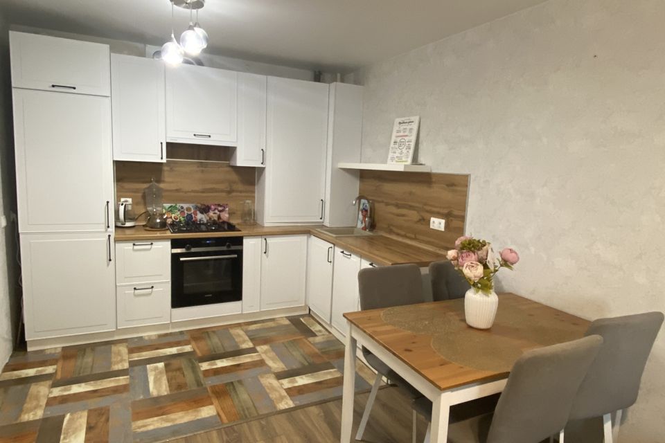 Продаётся 3-комнатная квартира, 48 м²