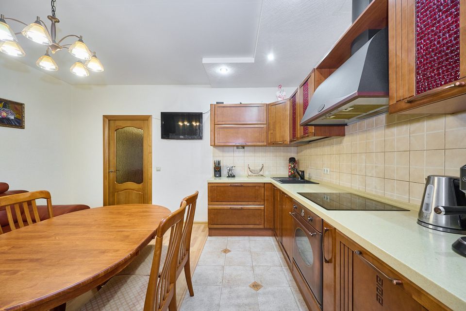 Продаётся 2-комнатная квартира, 74.69 м²