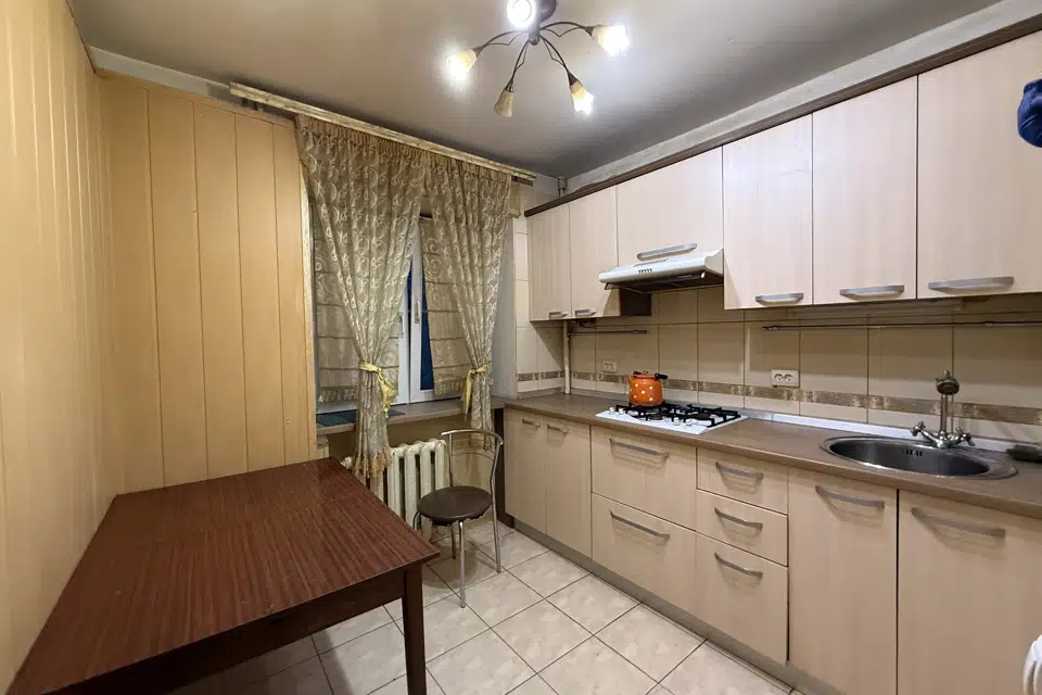 Продаётся 1-комнатная квартира, 32 м²