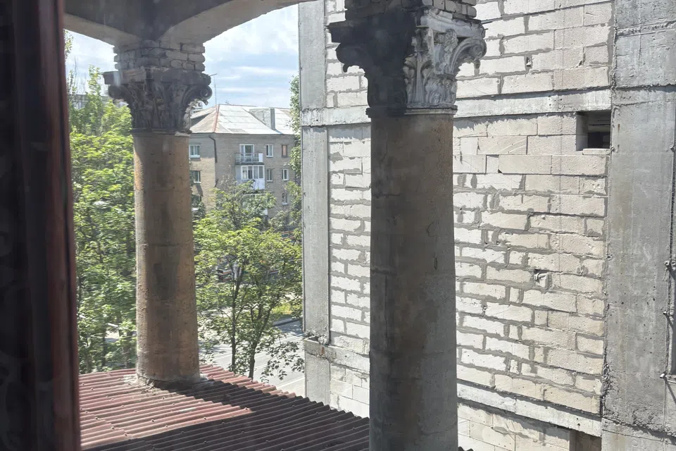 Продаётся 3-комнатная квартира, 636 м²