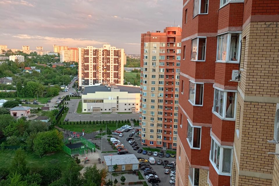 Продаётся 2-комнатная квартира, 55 м²