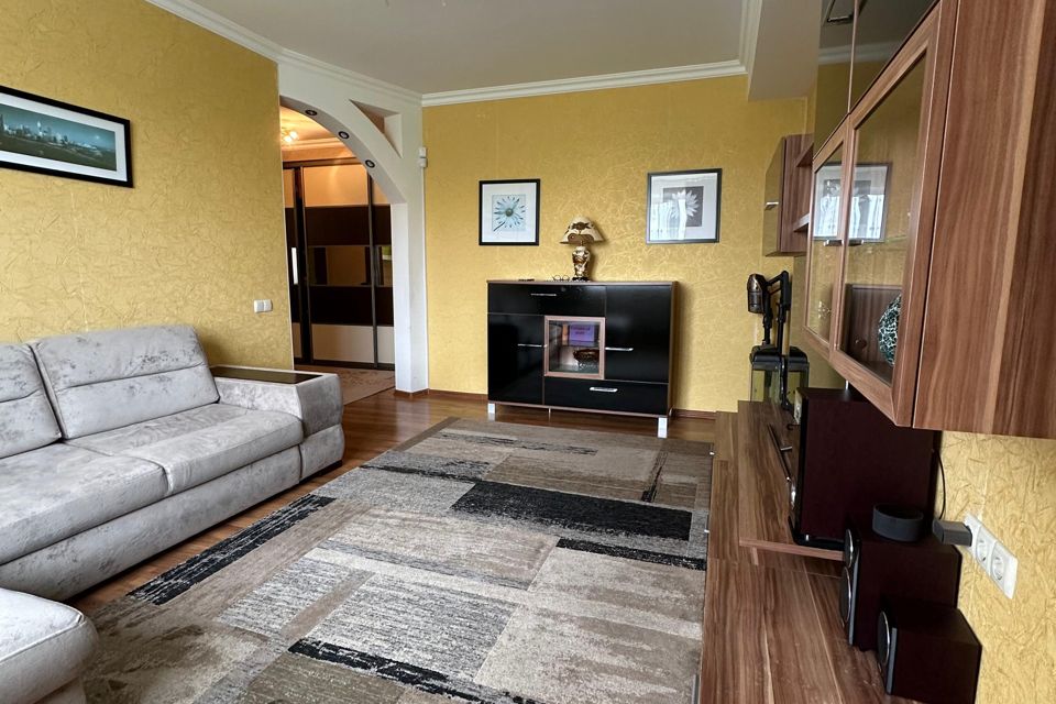 Продаётся 3-комнатная квартира, 78.7 м²