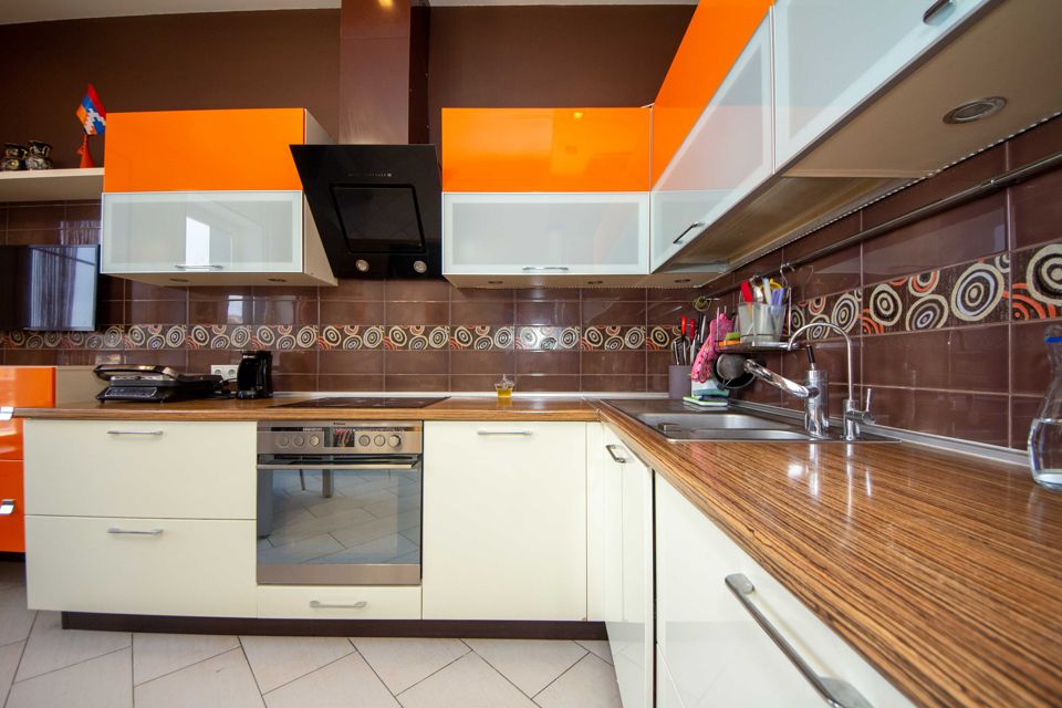 Продаётся 3-комнатная квартира, 104.3 м²