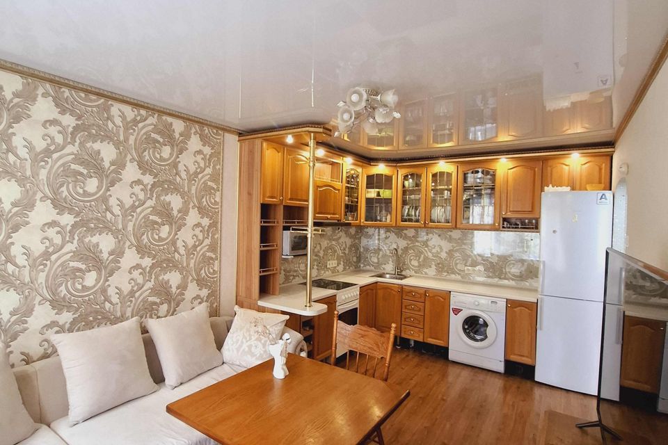 Продаётся 2-комнатная квартира, 63.3 м²