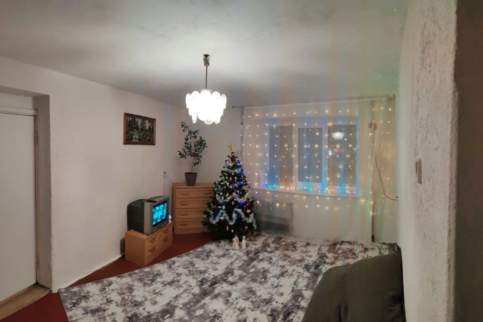 Продаётся 4-комнатная квартира, 91.4 м²