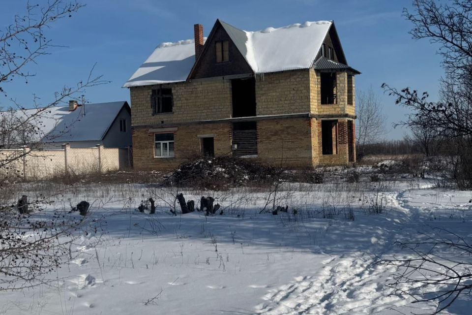 Продаётся 2-этажный дом, 250 м²